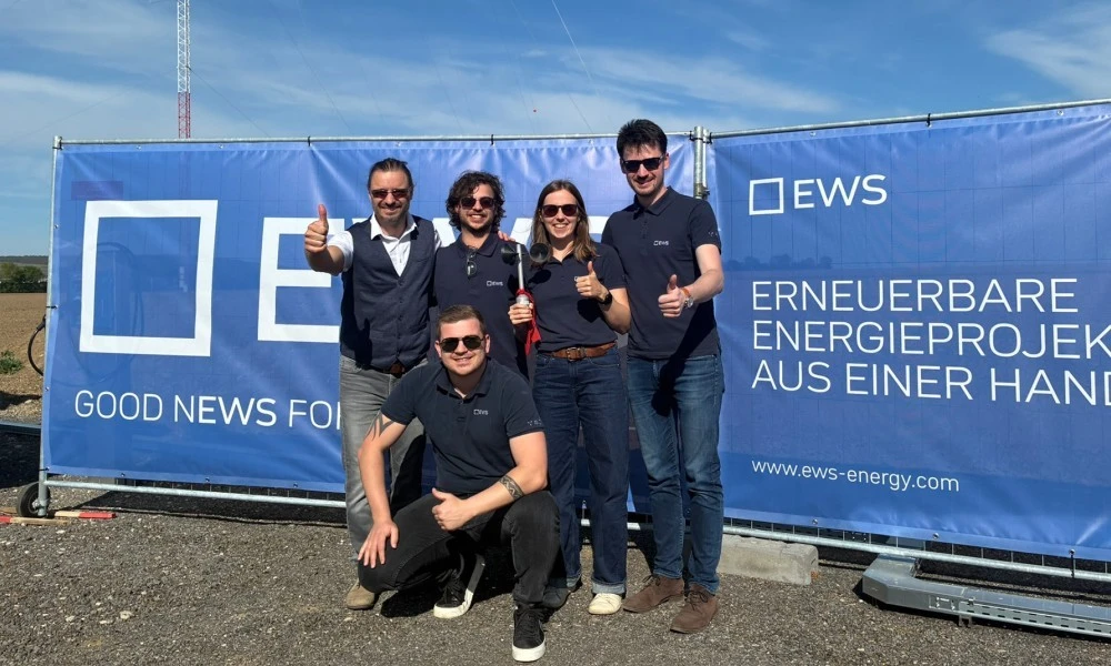 EWS Messteam bei der Eröffnung unseres 200m Verifikationsmastes ews_team_mb.jpg