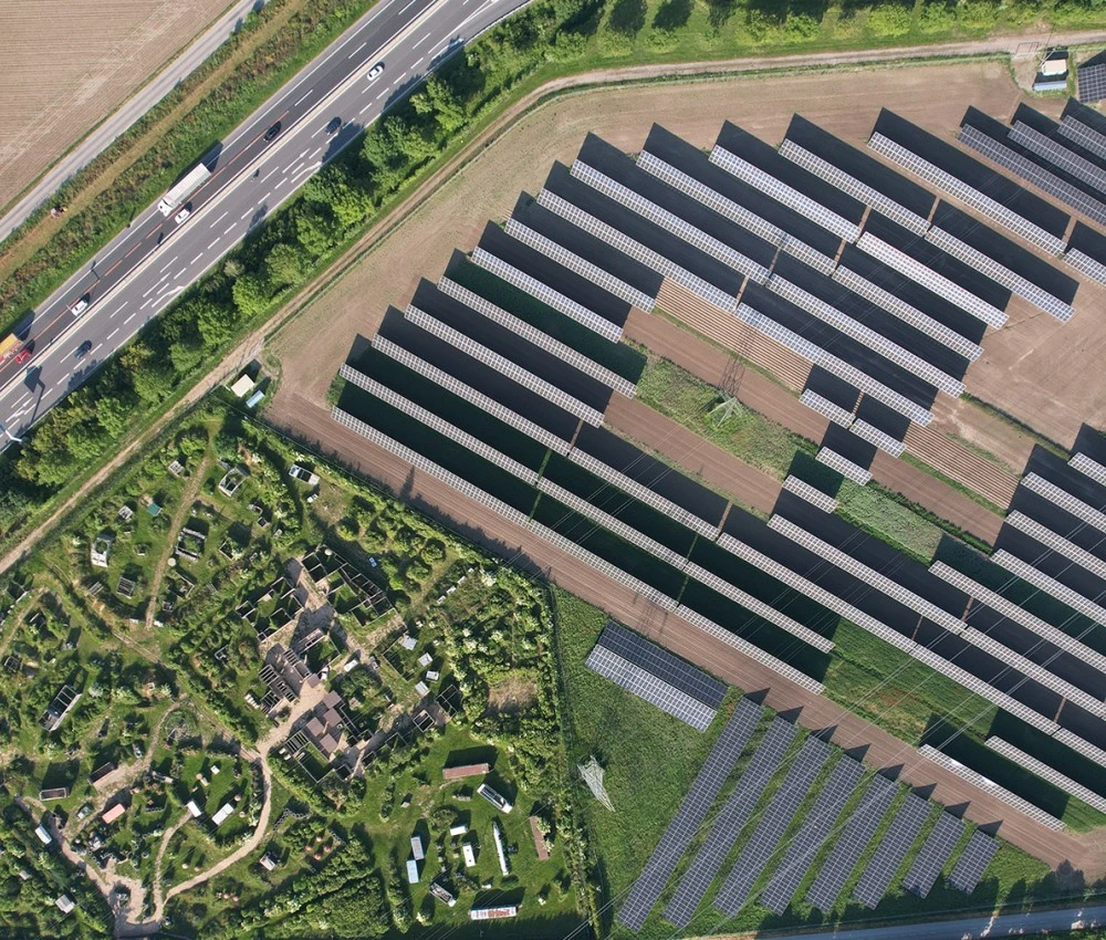 2023: Drohnenaufnahme vom Sonnenfeld Bruck/Leitha