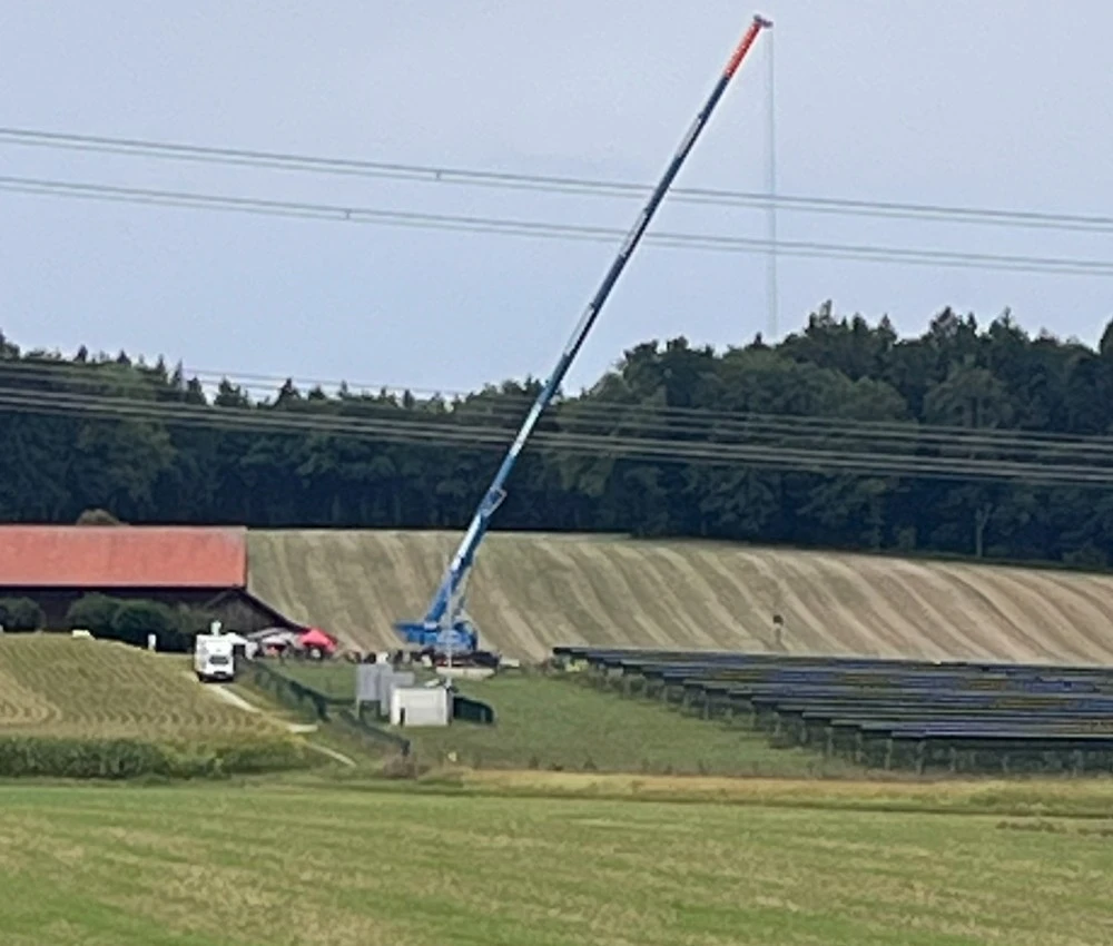 Agri-PV Anlage EWS Sonnenfeld in Pischelsdorf am Engelbach